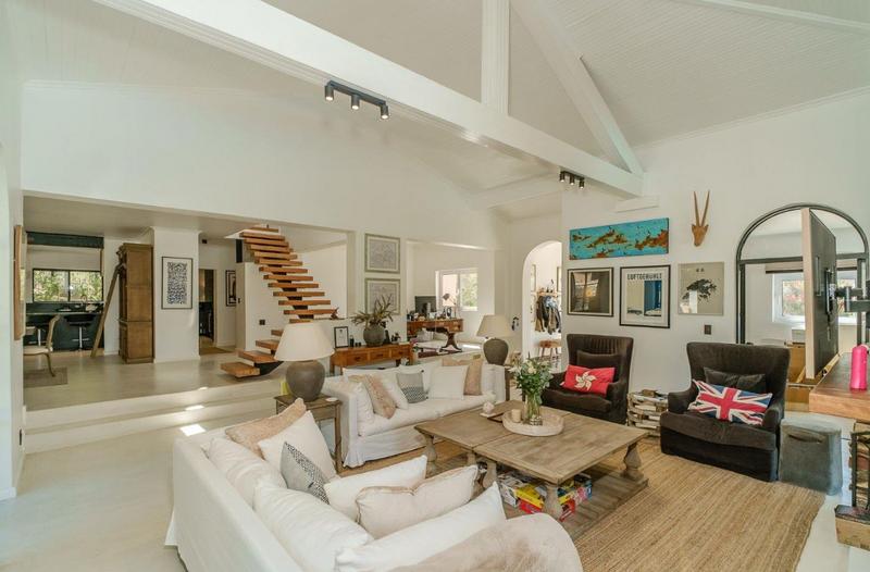 4 Bedroom Property for Sale in Hout Bay Western Cape